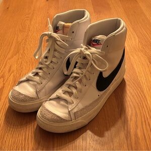 Nike White and Black High-Tops